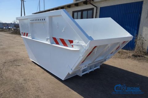Asymmetrische Absetzmulden mit Auffahrklappe